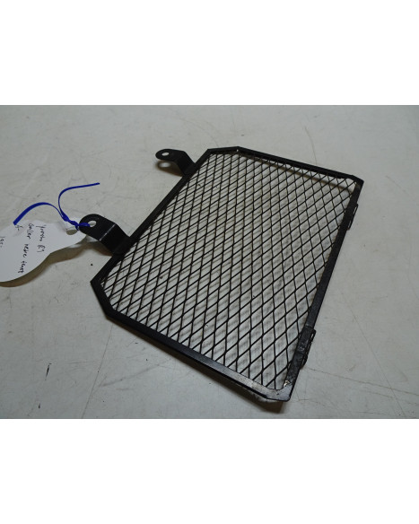 Yamaha R1, galler nedre front