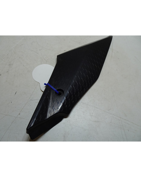 Yamaha R1, tankskydd vänster