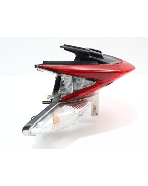 Honda NSC50 Vision, baklykta 2