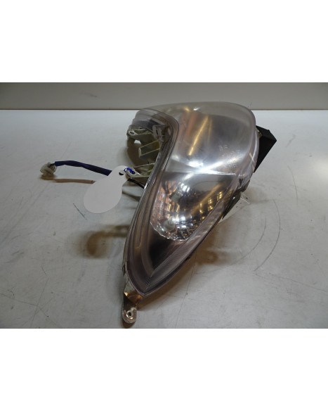 Kymco Grand Dink 125, framlykta