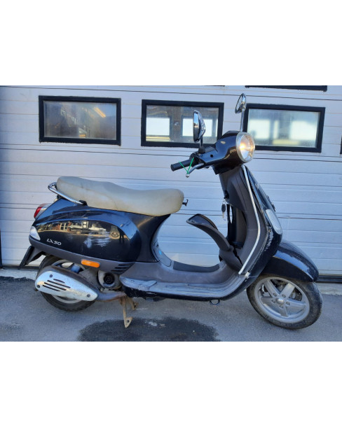 Vespa LX50