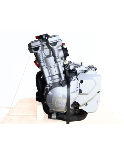 Suzuki GSF 1250S Bandit, motor 2