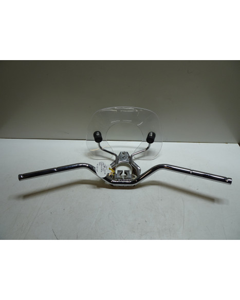 Vespa LXV 50, styre med vindruta