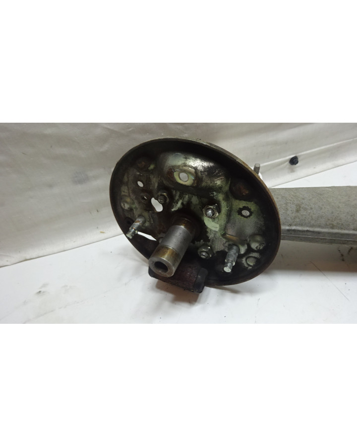 Aixam S9 GTI, bärarm vänster bak