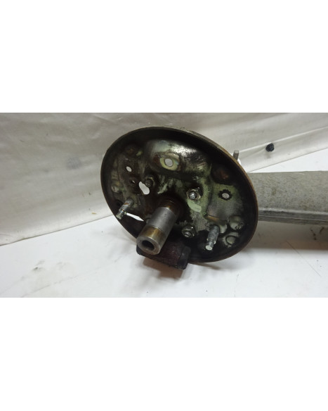 Aixam S9 GTI, bärarm vänster bak