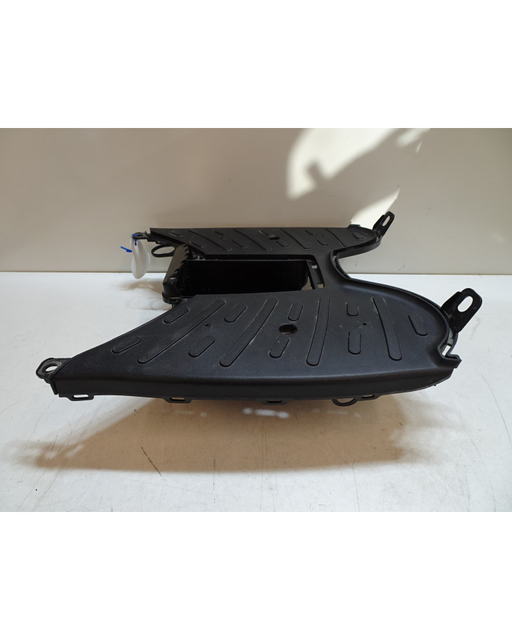 Peugeot Kisbee/Streetzone, fotplatta