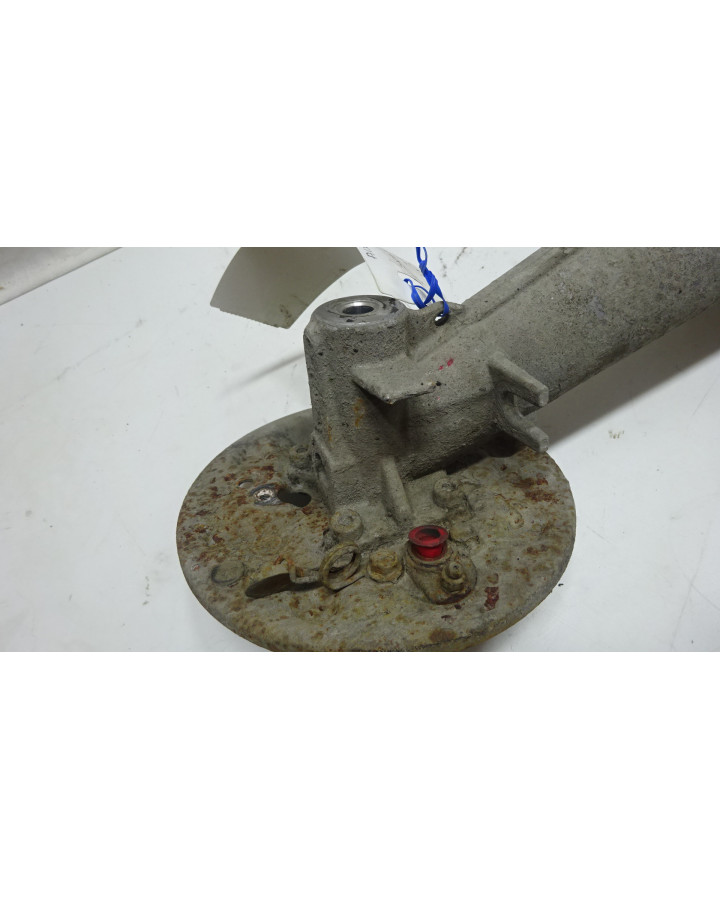 Aixam S9 GTI, bärarm höger bak