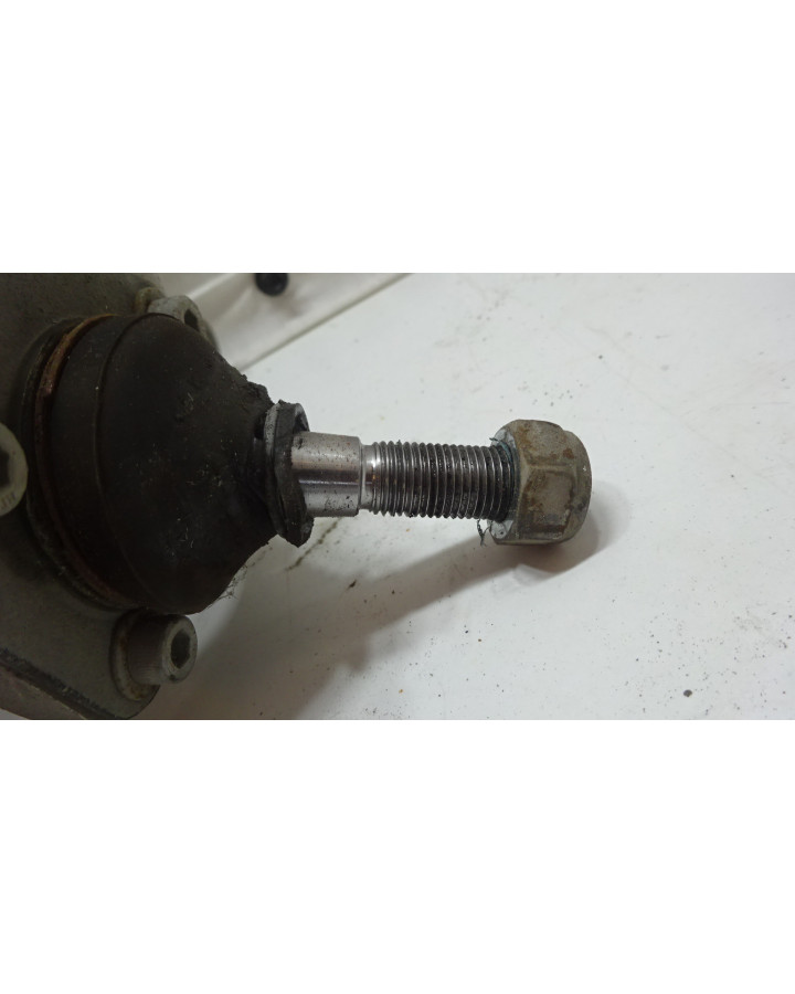 Microcar MGO, spindelhus höger