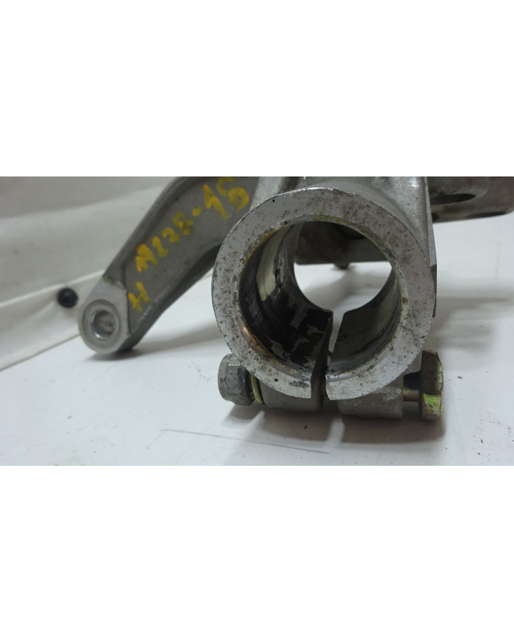 Microcar MGO, spindelhus höger