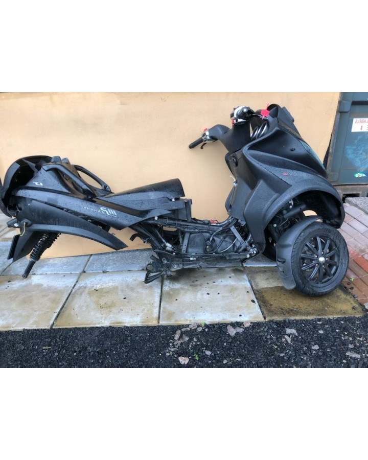 Piaggio MP3 500