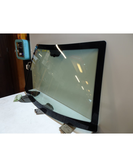 Ligier JS60, framruta