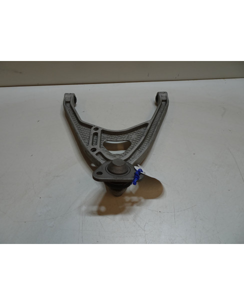 Aixam S9, bärarm höger fram 2