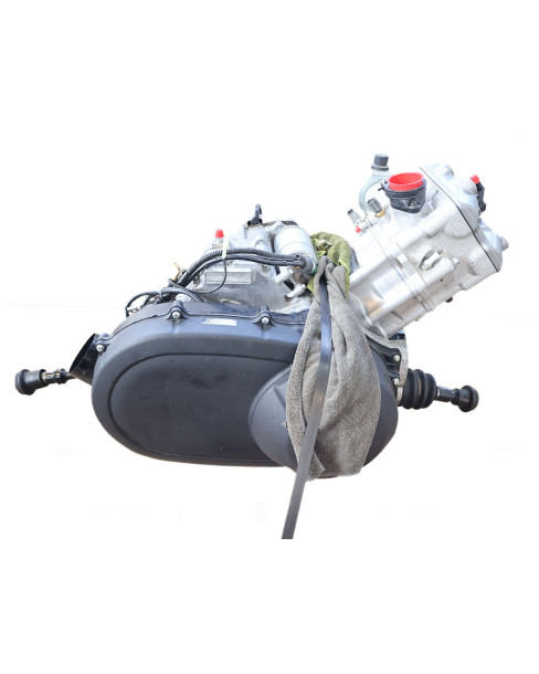 Suzuki KingQuad 750, motor