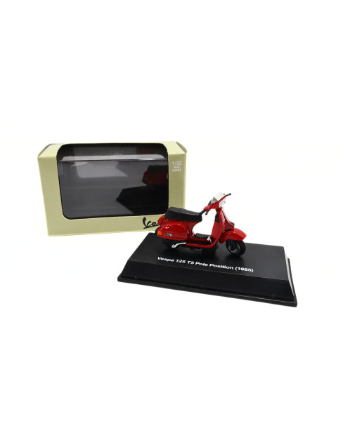 Vespa 125 T5 Pole Position 1985, New-Ray 1:32 modellfordon
