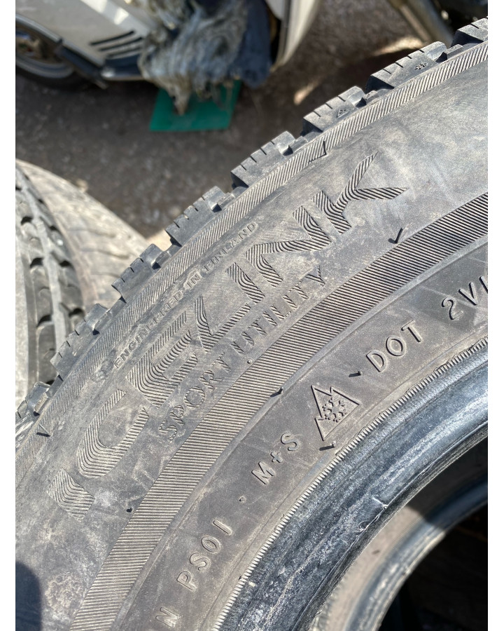 Triangle Icelink, 215/65-16 (dubbade vinterdäck)