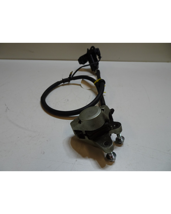 Yamaha Neos, frambroms