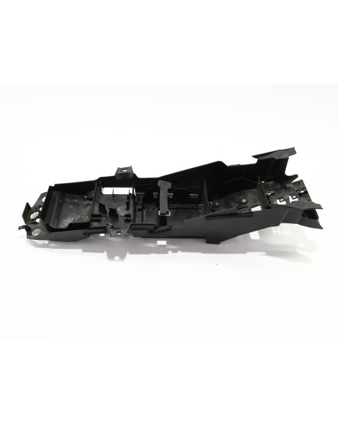 Yamaha MT-09, batterilåda