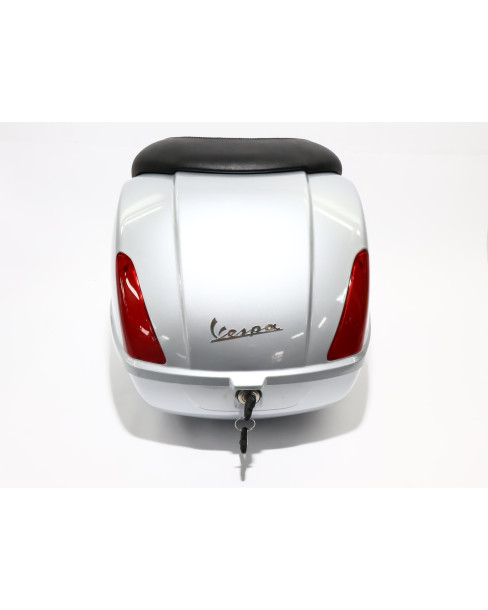 Vespa GT/LXV 50/125, toppbox