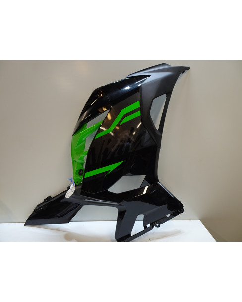 Kawasaki Ninja 400, komplett sidokåpa höger