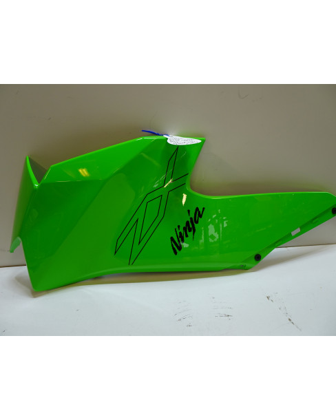 Kawasaki ZX10R, främre sidokåpa vänster