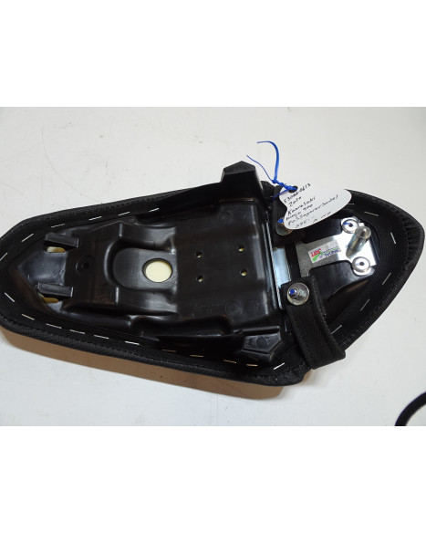 Kawasaki Ninja 400, passagerarsadel