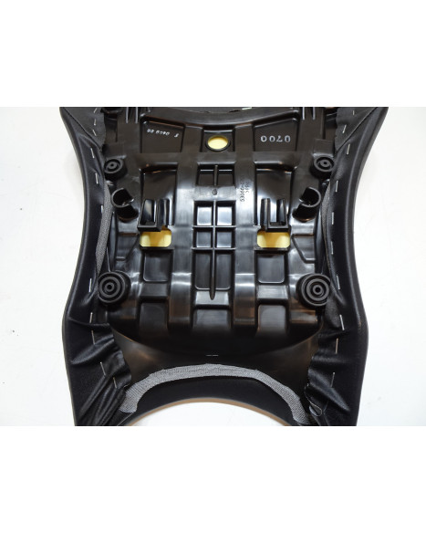 Kawasaki ZX-6R, sadel