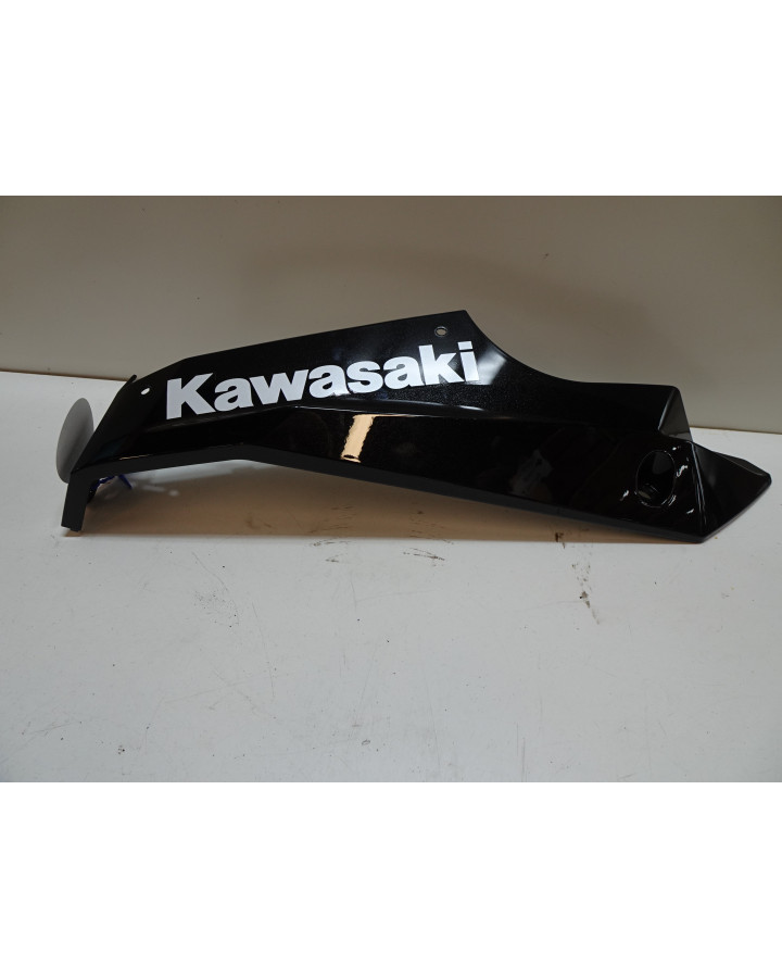 Kawasaki Ninja 400, underkåpa vänster