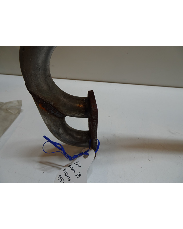 Aixam S9, främre avgasrör