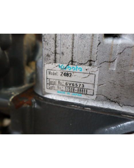 Kubota Z402 motor