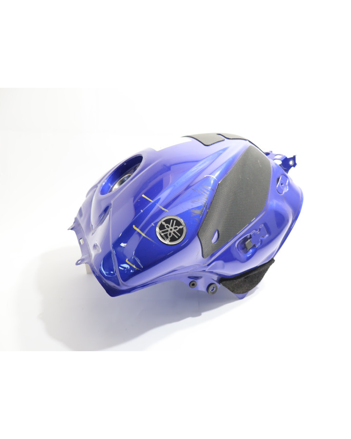 Yamaha YZF-R6, bränsletank