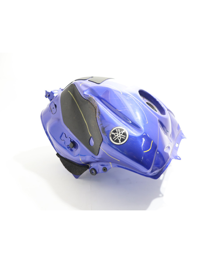 Yamaha YZF-R6, bränsletank