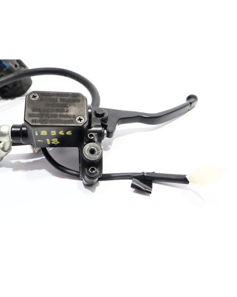 Yamaha Aerox, bromssystem fram komplett 2