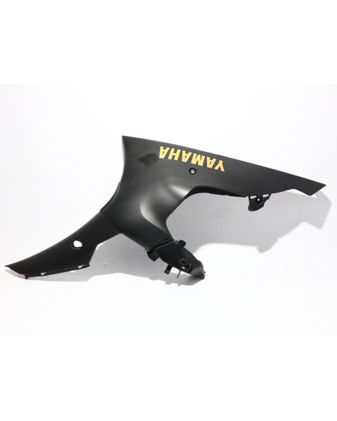 Yamaha YZF-R6, nedre sidokåpa höger 2