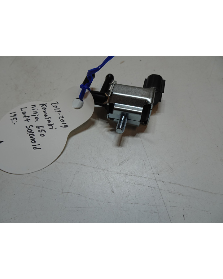 Kawasaki Ninja 650, luftsolenoid