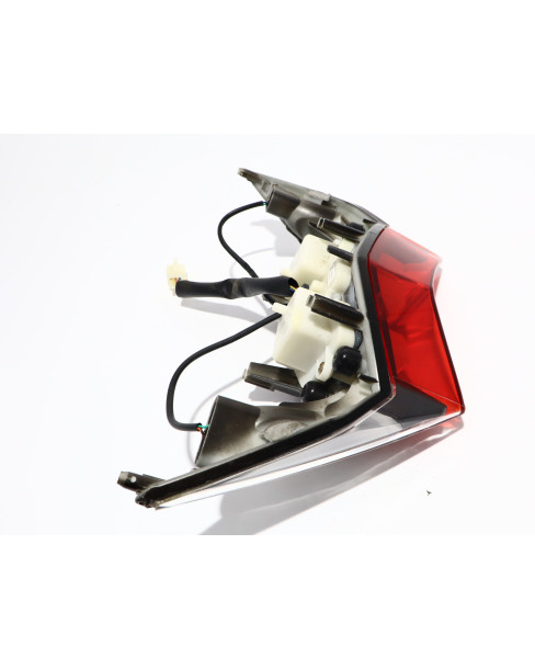 Peugeot Speedfight 4, baklykta LED 2