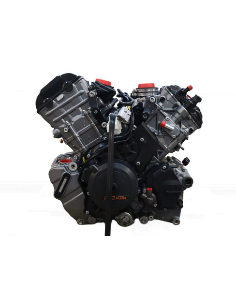 KTM 1290 Super Duke R, motor 2