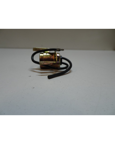 Yamaha FS1, kondensator 2