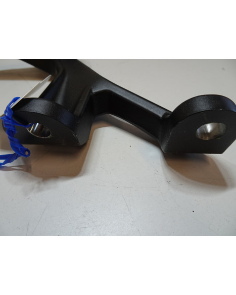 Kawasaki Ninja 400, passagerarfotpinne vänster komplett