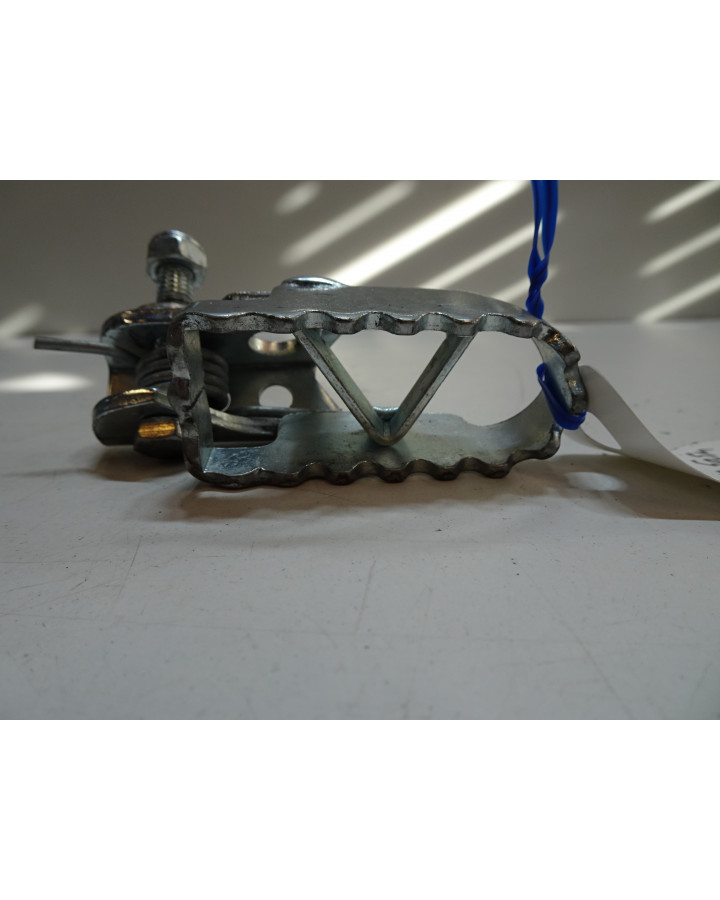 Sherco 50 SM, fotpinne vänster