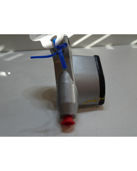 Sherco 50 SM, bromscylinder fram