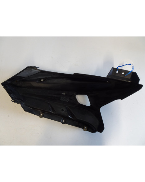 Yamaha YZF-R125, nedre sidokåpa höger