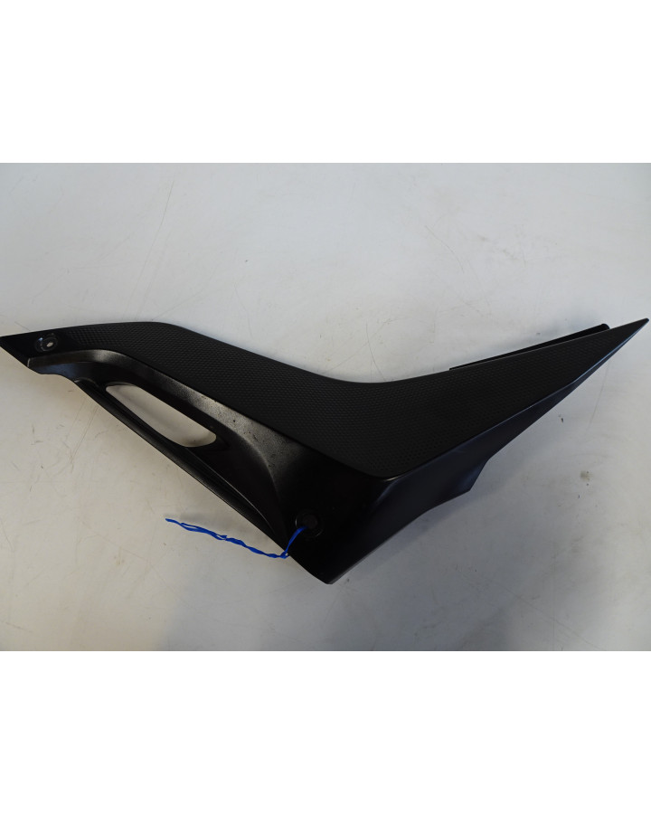 Yamaha YZF-R125, sidopanel vänster