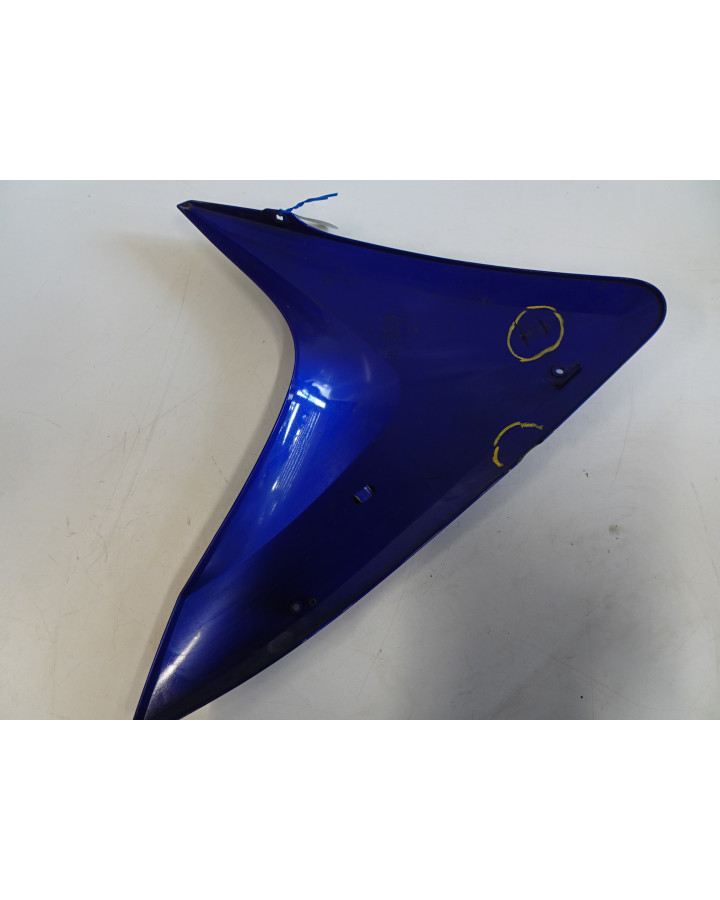 Yamaha YZF-R125, sidokåpa vänster