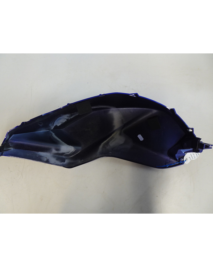 Yamaha YZF-R125, tankkåpa höger