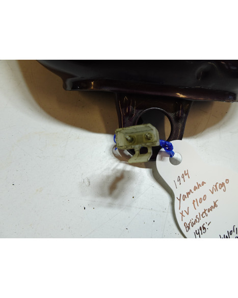 Yamaha XV 1100 Virago, bränsletank