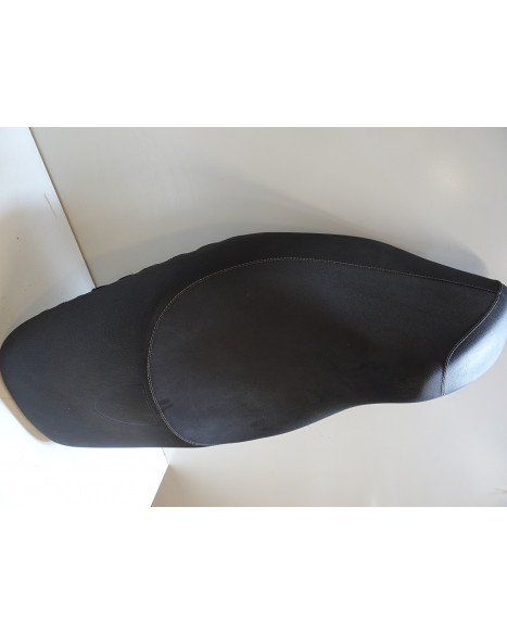 Gilera Runner 200, sadel