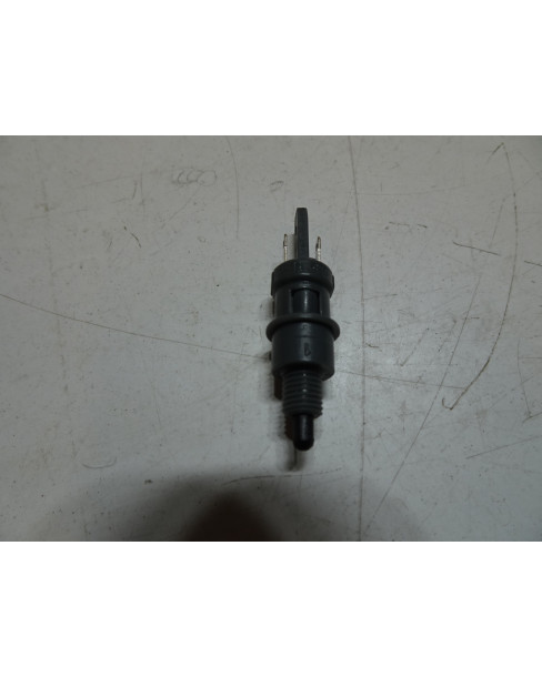 Bromsljuskontakt plast 2