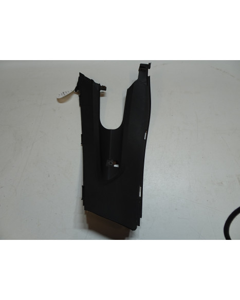 Gilera Runner 200, bakre sidokåpa mitten vänster