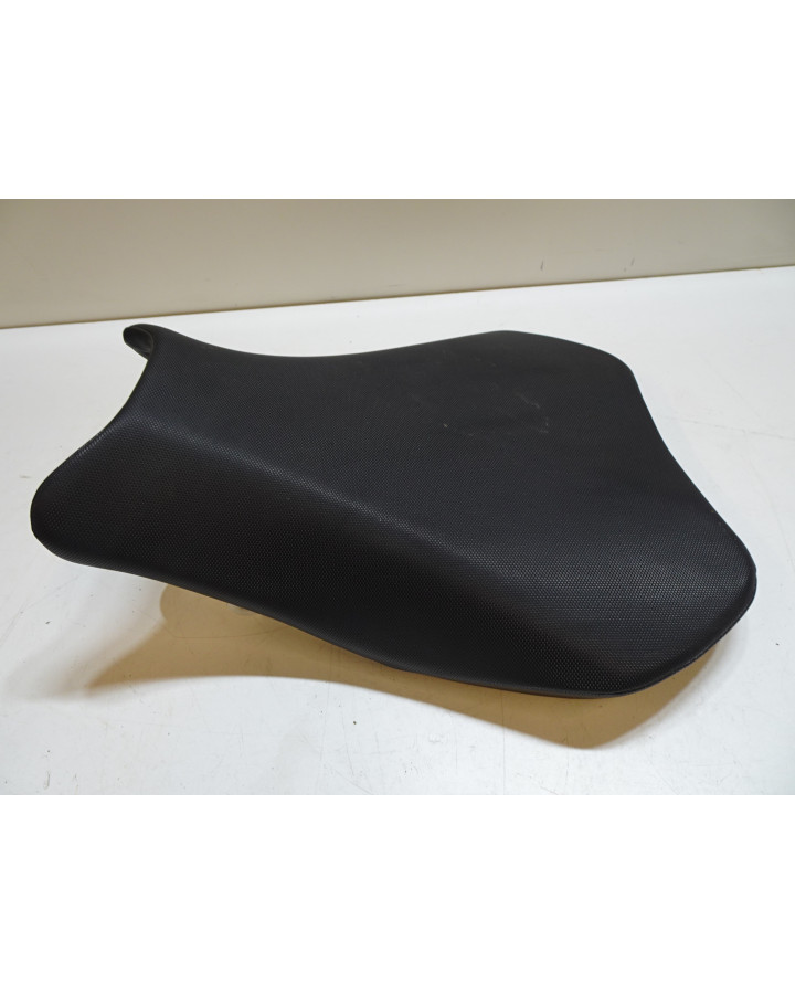 Suzuki GSX-R1000, sadel