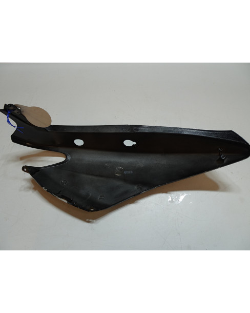 Yamaha Neos, bakre sidokåpa vänster 2